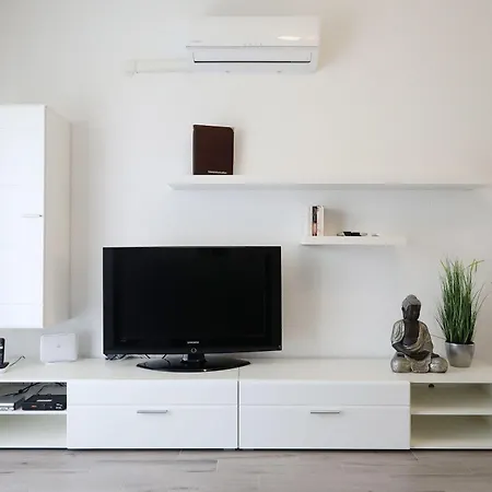 Apartment Vir