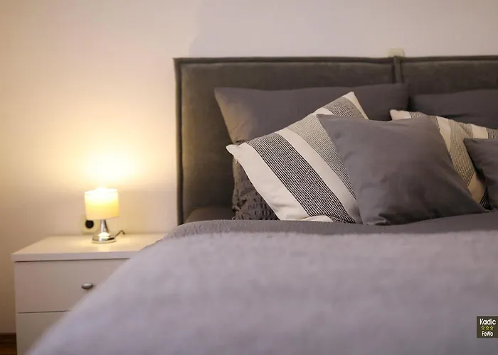 Apartment Appartement *